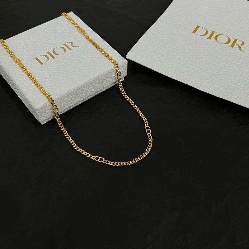 Dior Necklace 05lyr357 (2)